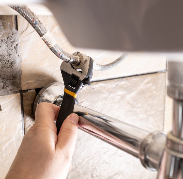 How Quickly Can An Emergency Plumber In Tomball Arrive At My House In Case Of A Leak Or Clog?