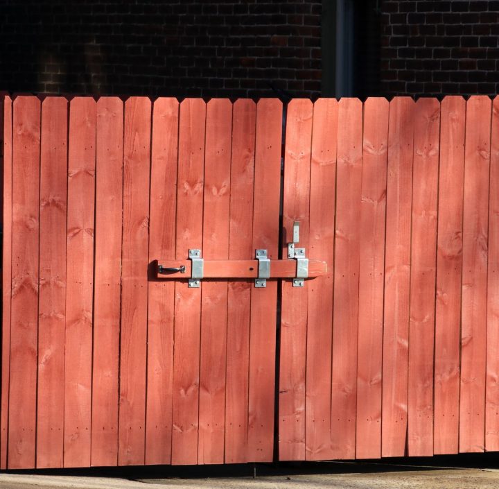 How a Professional Cincinnati Fencing Contractor Helps Create Stronger and More Attractive Properties