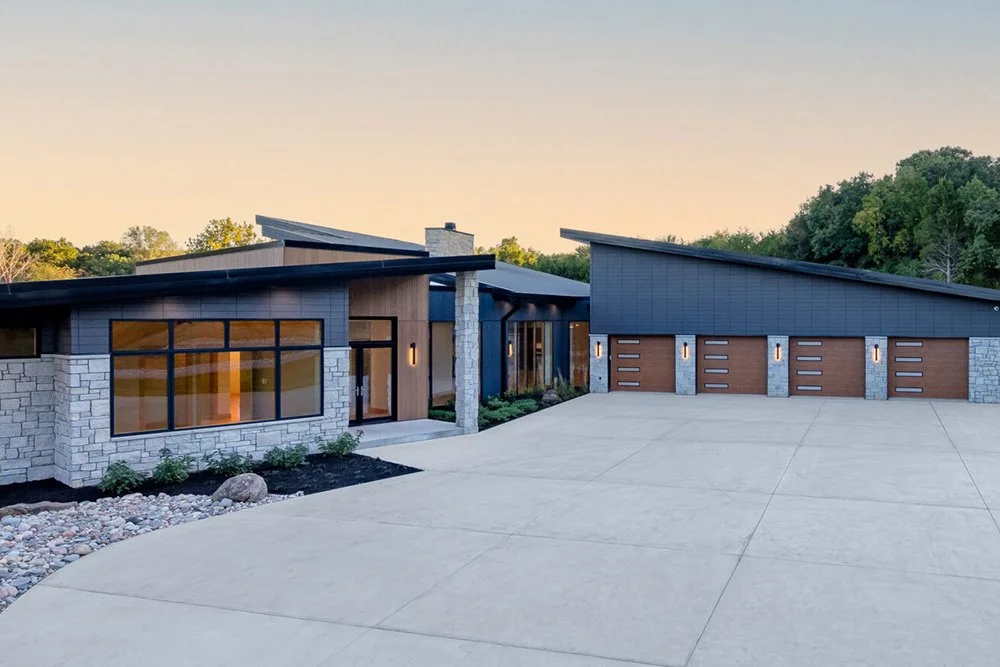 Luxury Meets Function: Building a Custom Home That Works for You